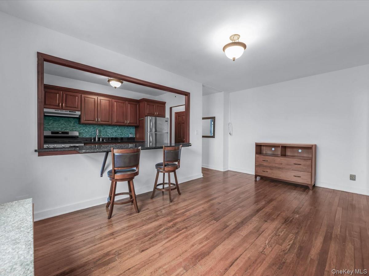 56-07 31st # 6A, Woodside, NY 11377