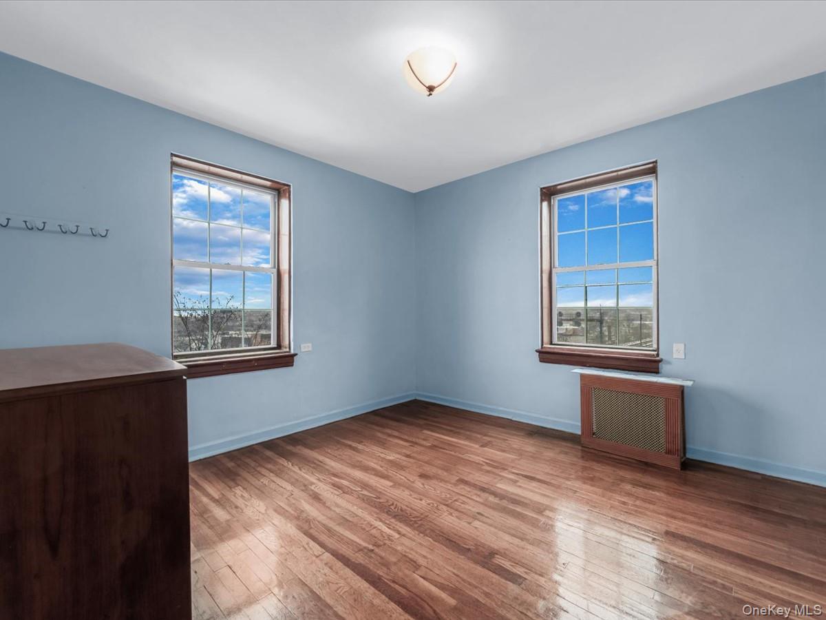 56-07 31st # 6A, Woodside, NY 11377