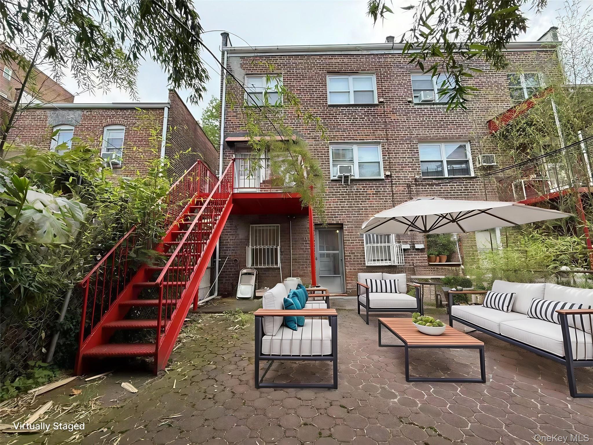 51-21 Goldsmith Street, Elmhurst, NY 11373