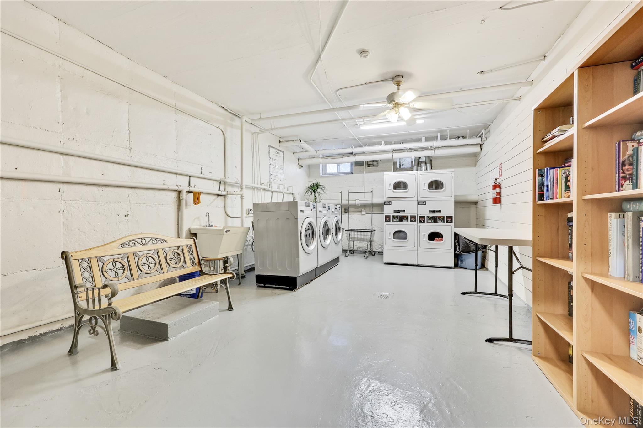 819 Broadway # 1-G, Woodmere, NY 11598