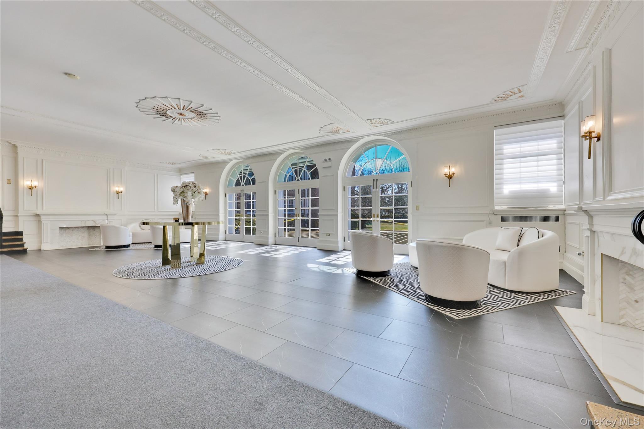 819 Broadway # 1-G, Woodmere, NY 11598