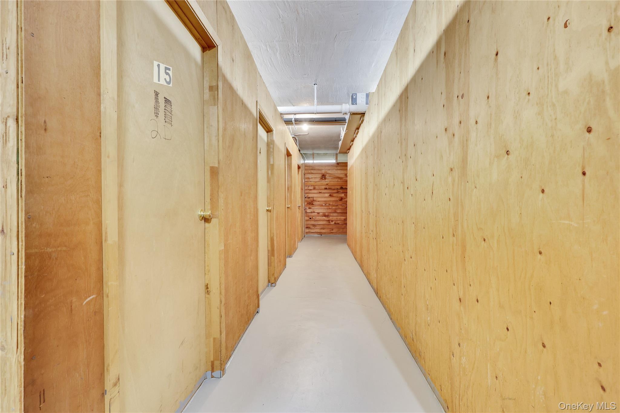 819 Broadway # 1-G, Woodmere, NY 11598