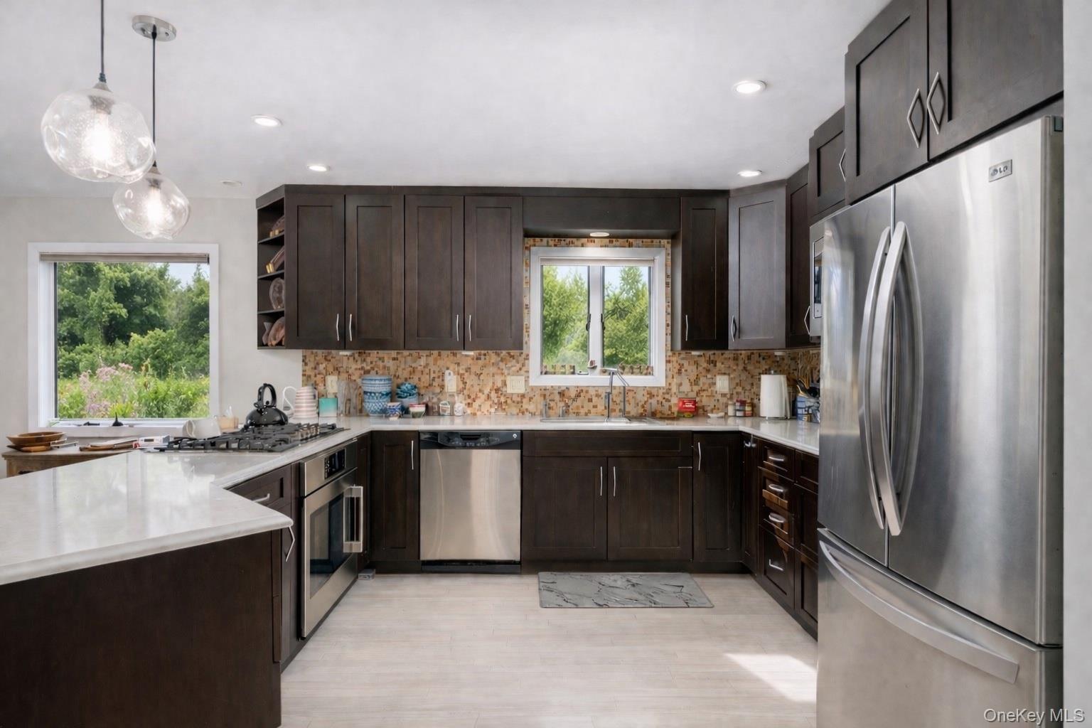 785 The Strand, East Marion, NY 11939