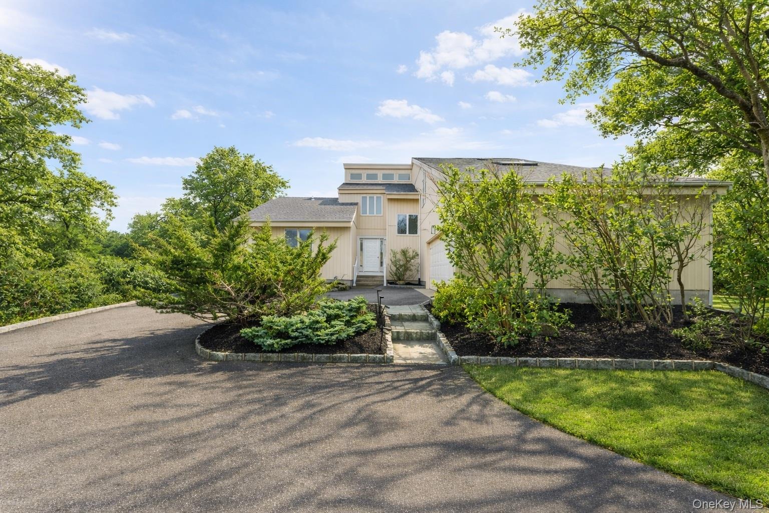 785 The Strand, East Marion, NY 11939