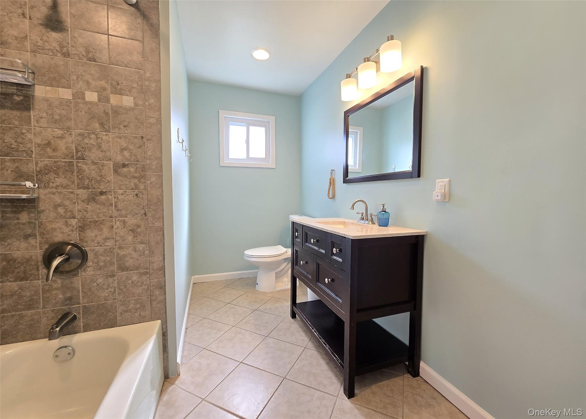 28 Timber Trail Lane, Medford, NY 11763