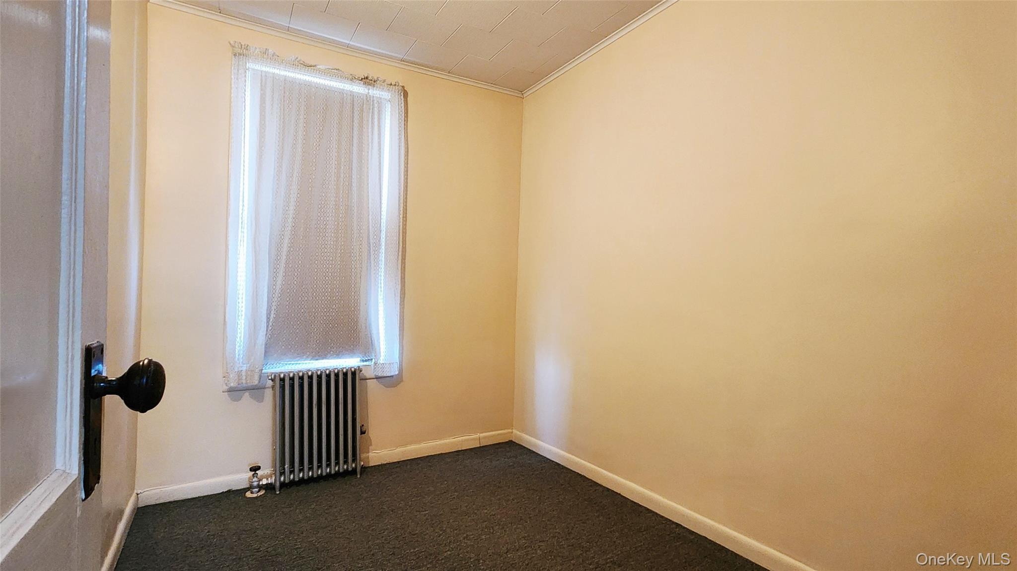 5940 Flushing Avenue, Maspeth, NY 11378