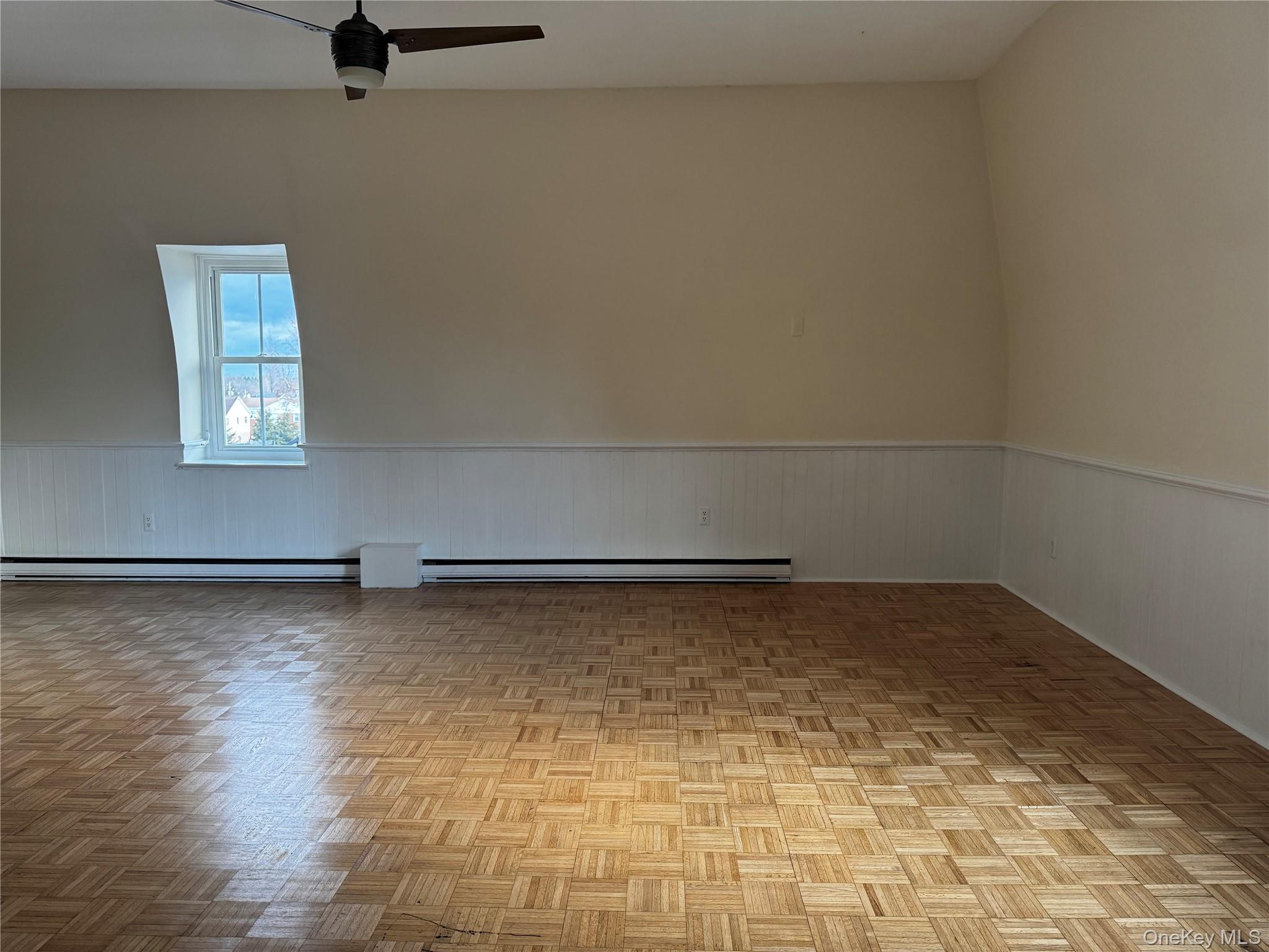 24 FRONT Street # 3B, Millbrook, NY 12545