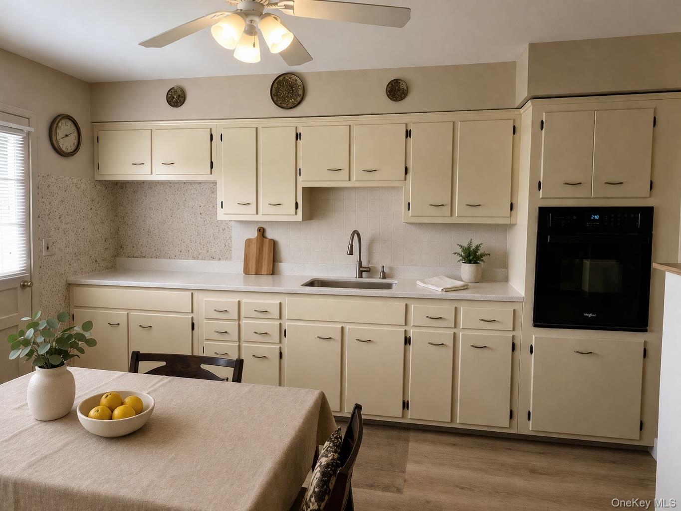 10 Wisteria Way, Commack, NY 11725