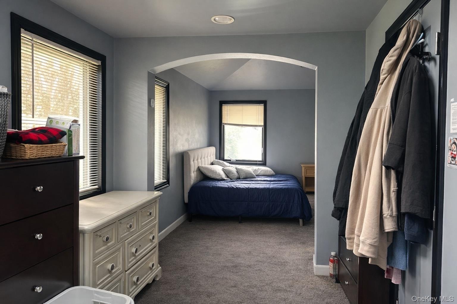 10 Wisteria Way, Commack, NY 11725