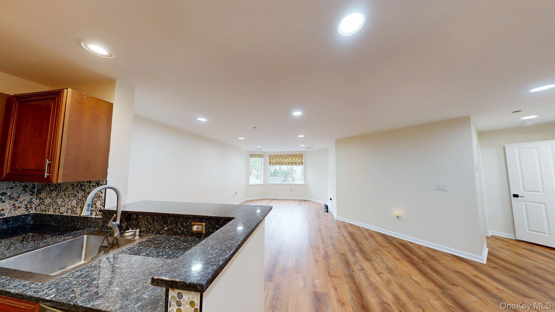 1109 Round Pointe Drive # 1109, Haverstraw, NY 10927