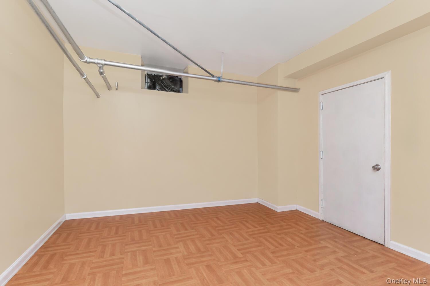 210 W 179th Street, Bronx, NY 10453