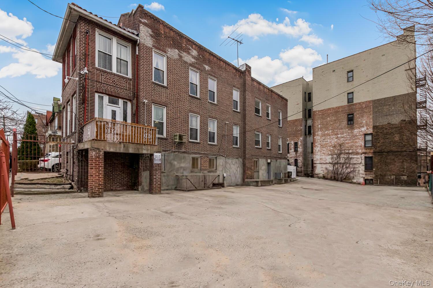 210 W 179th Street, Bronx, NY 10453