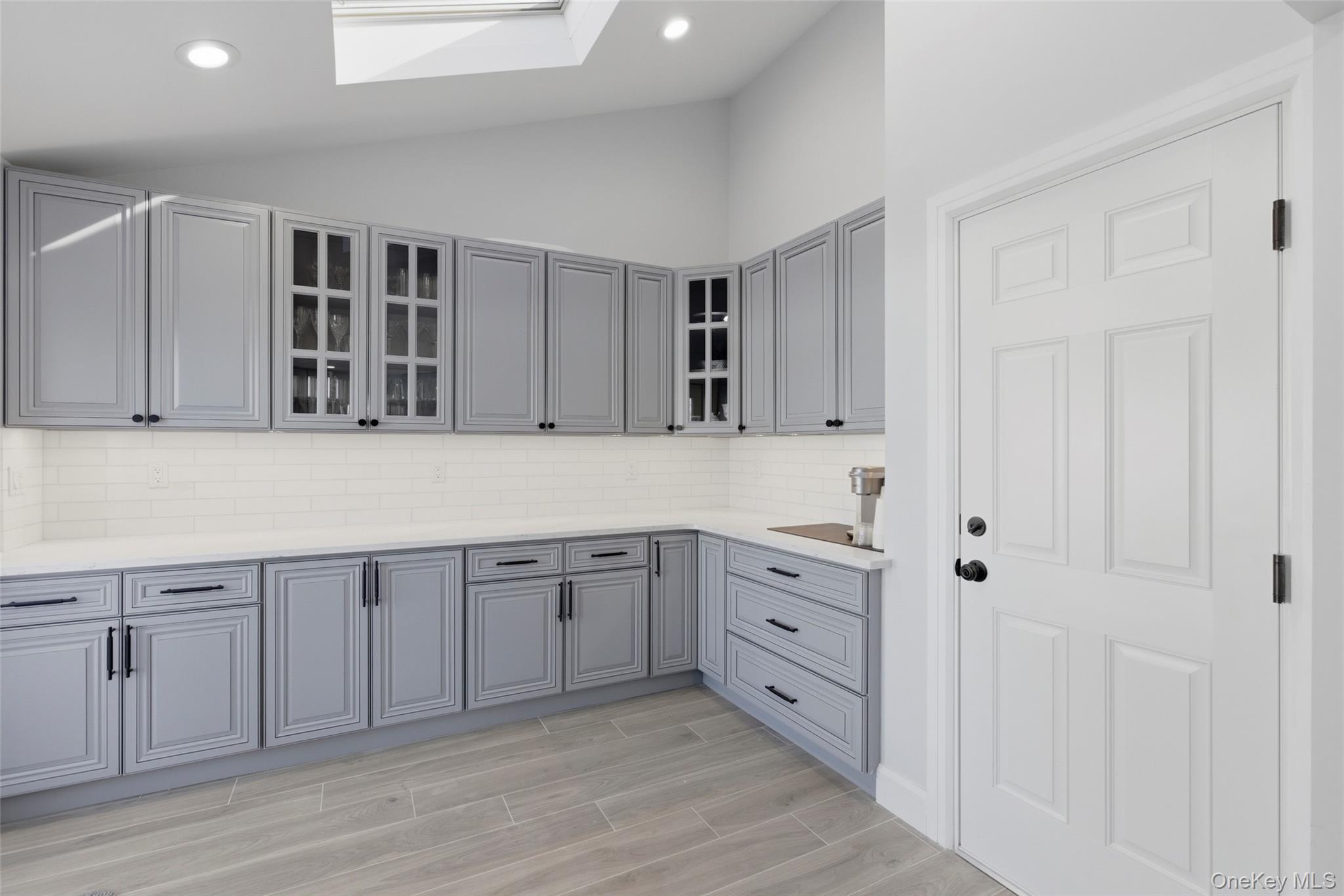 10 Weldon Lane, Farmingville, NY 11738