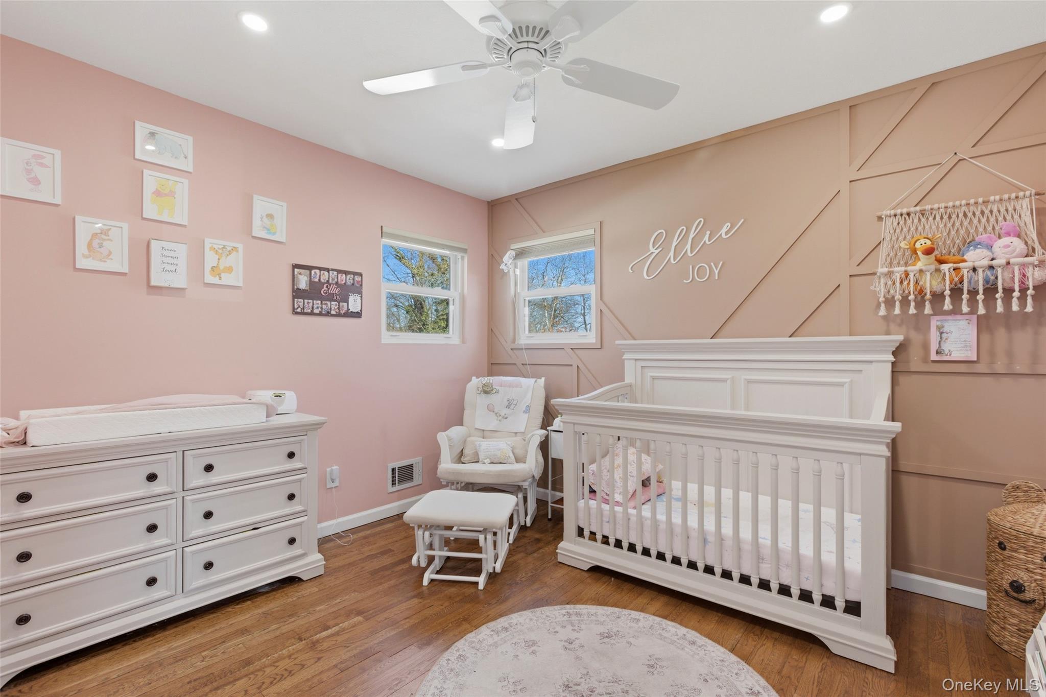 10 Weldon Lane, Farmingville, NY 11738