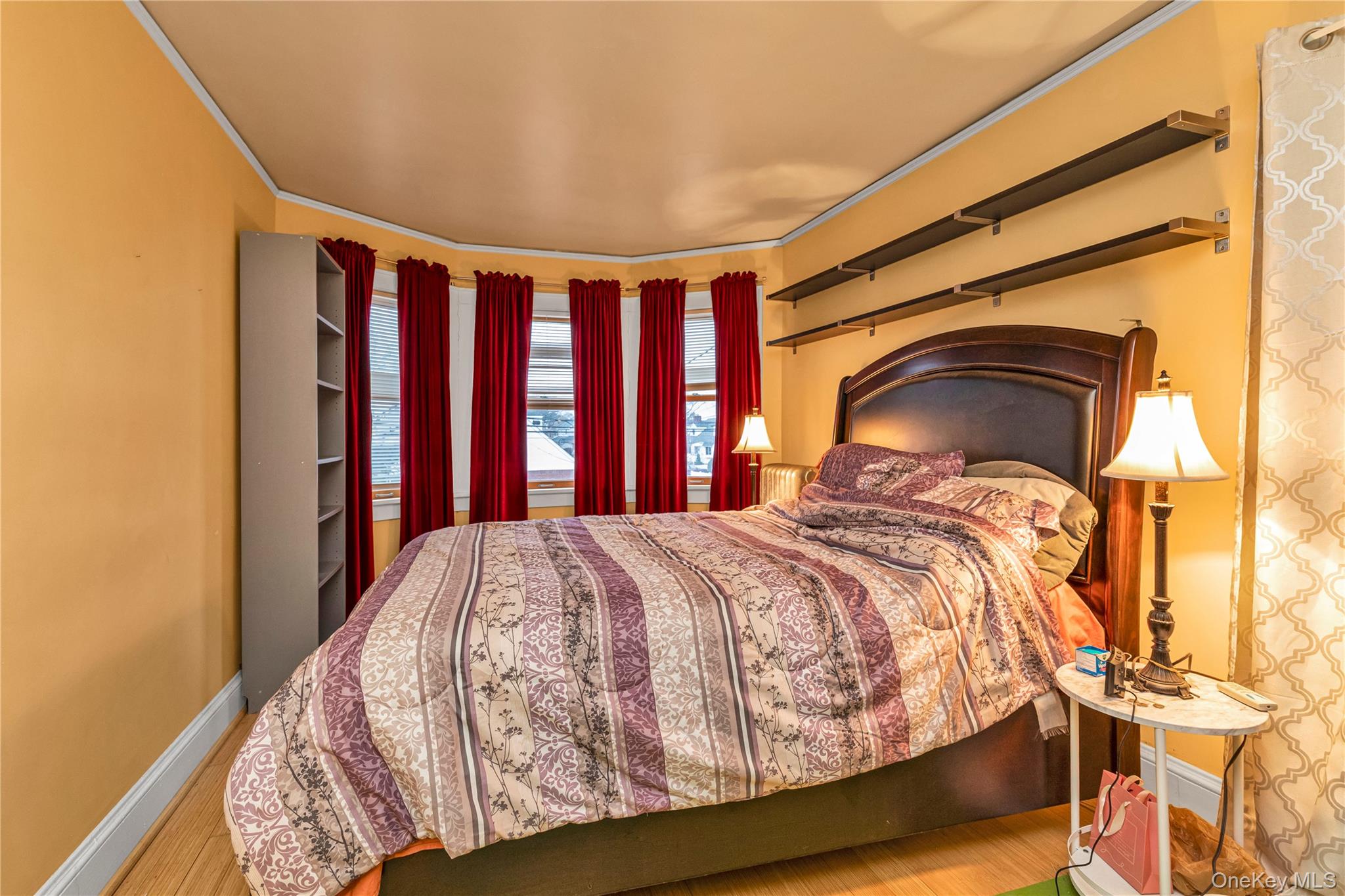 69 Forest Avenue, Valley Stream, NY 11581