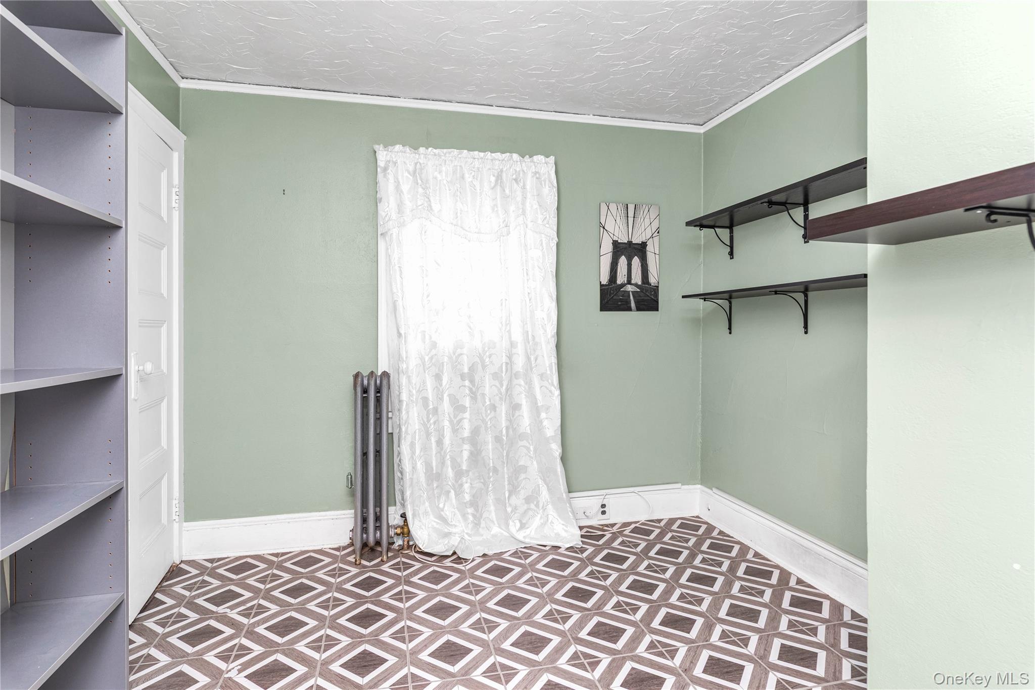 69 Forest Avenue, Valley Stream, NY 11581