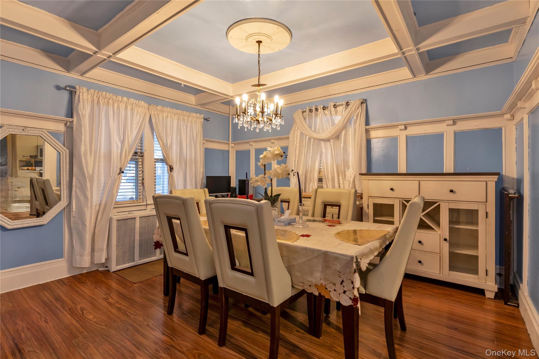 69 Forest Avenue, Valley Stream, NY 11581