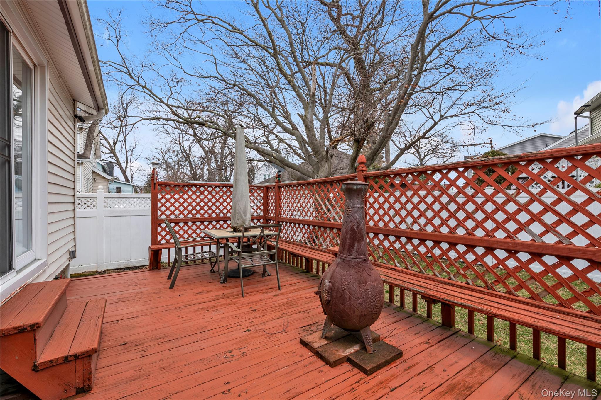 69 Forest Avenue, Valley Stream, NY 11581