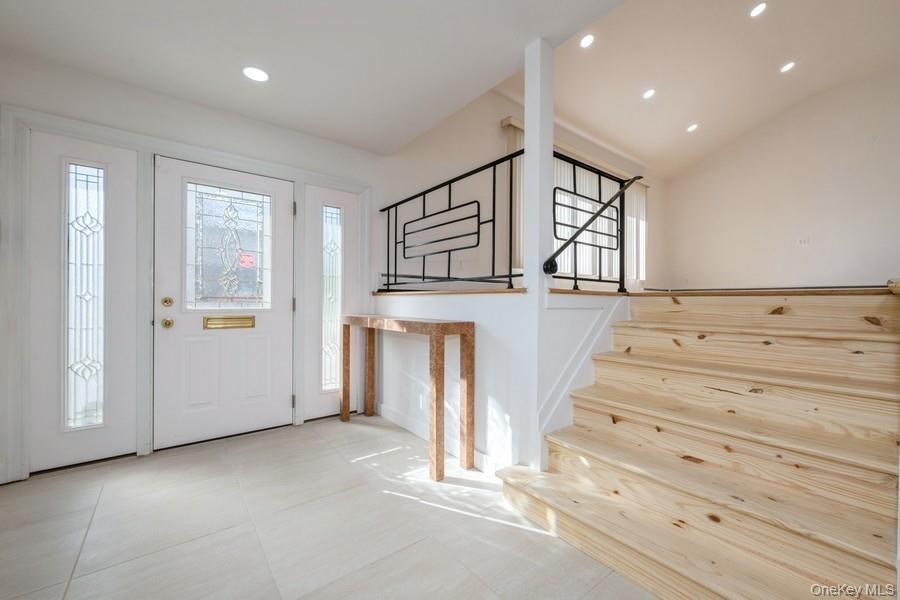 482 Harbor Drive, Cedarhurst, NY 11516