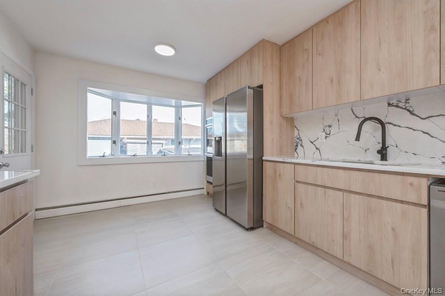 482 Harbor Drive, Cedarhurst, NY 11516