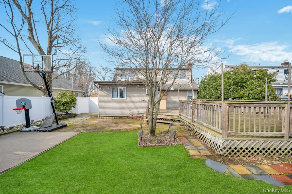 2315 Willow Street, Wantagh, NY 11793