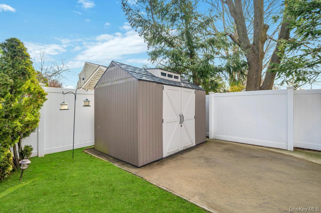 2315 Willow Street, Wantagh, NY 11793