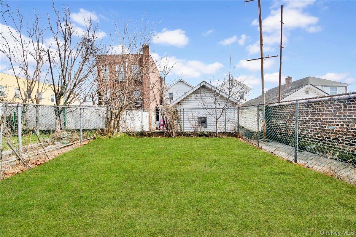 2028 Haight Avenue, Bronx, NY 10461