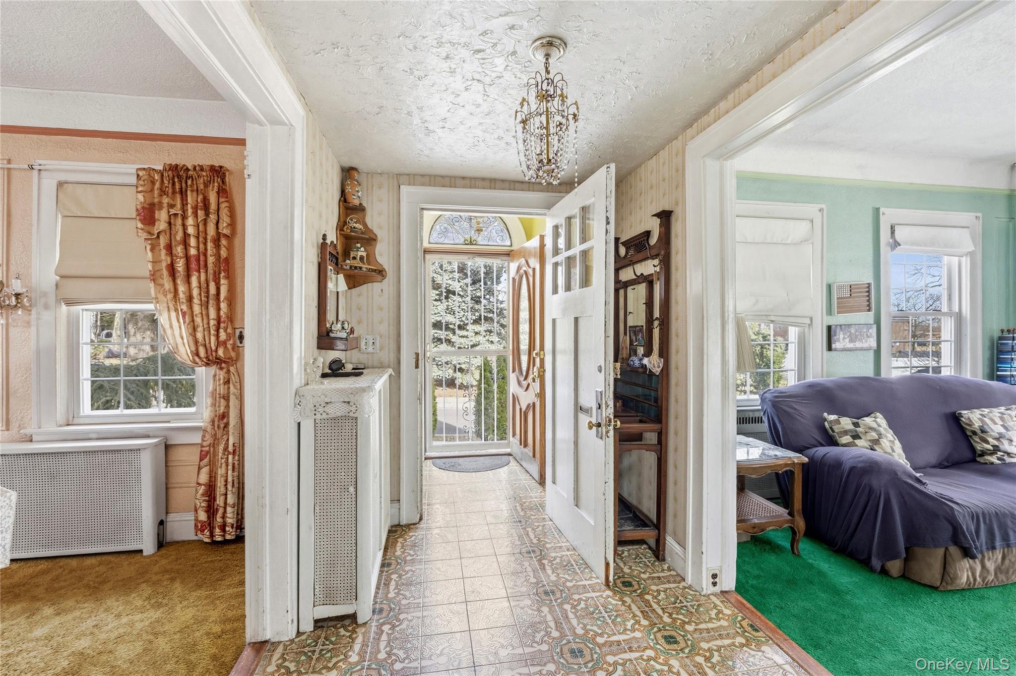 12-40 Beech Court, College Point, NY 11356