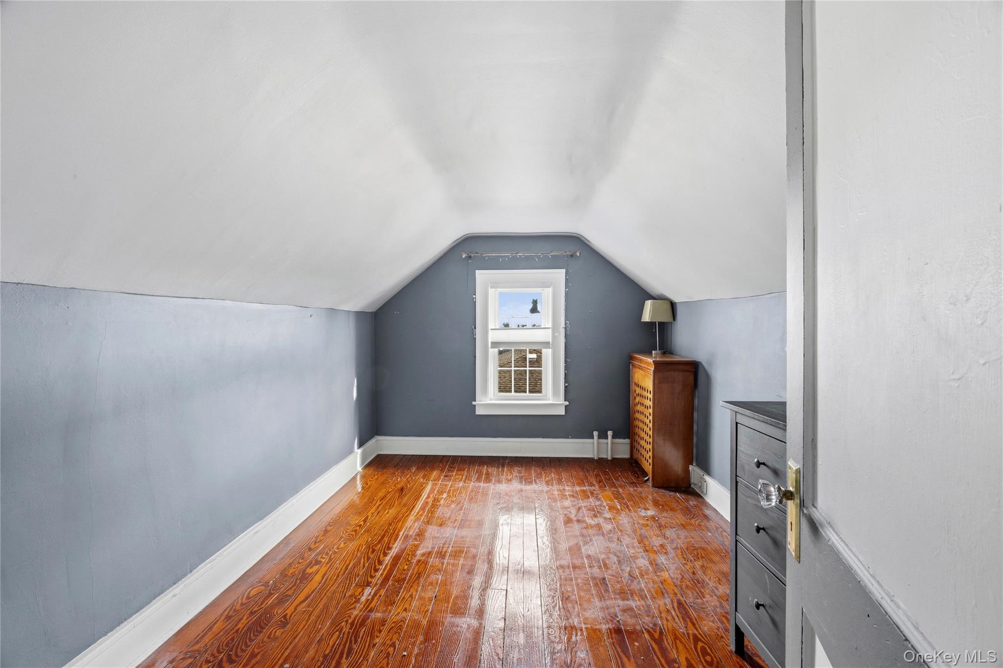 12-40 Beech Court, College Point, NY 11356