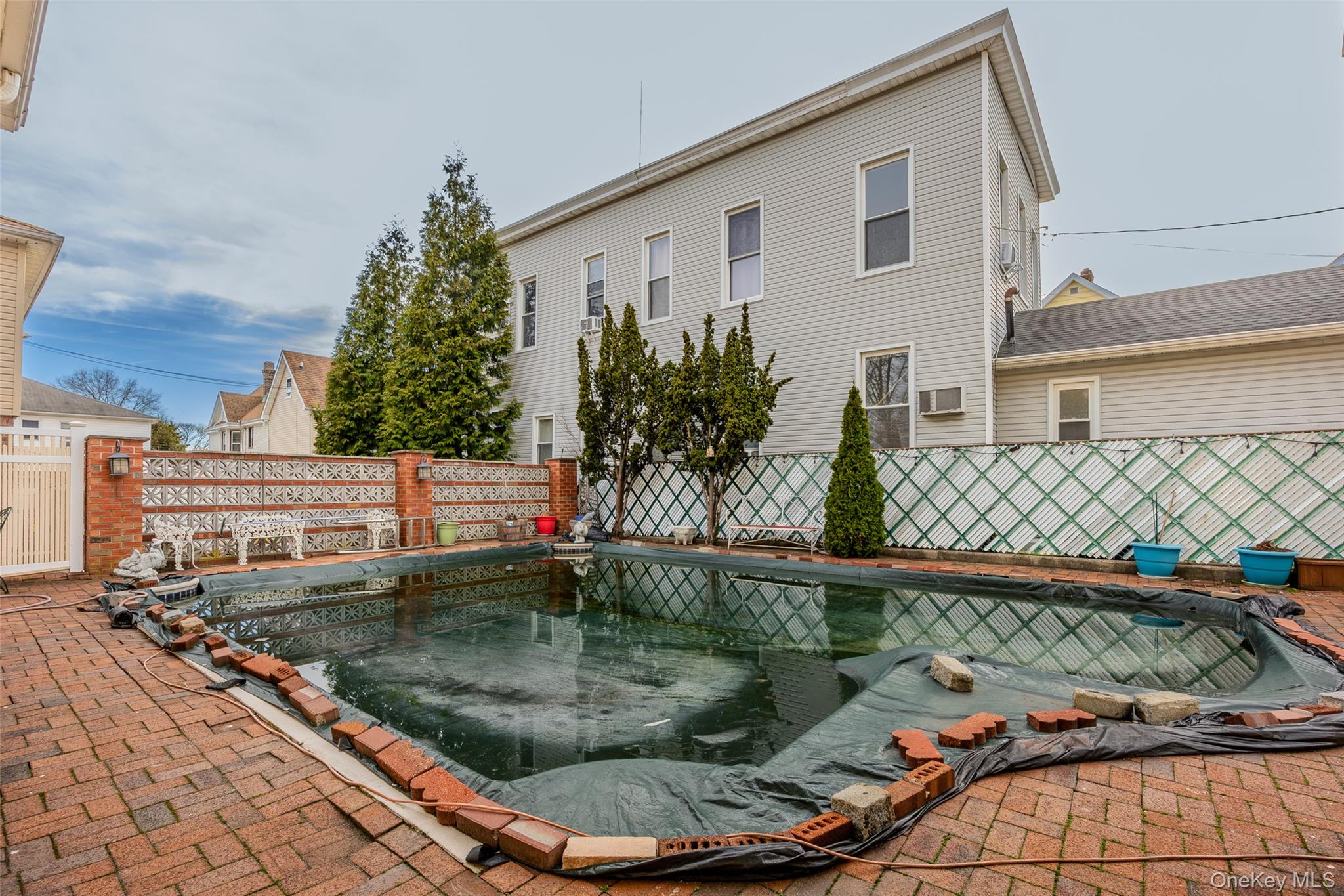 12-40 Beech Court, College Point, NY 11356