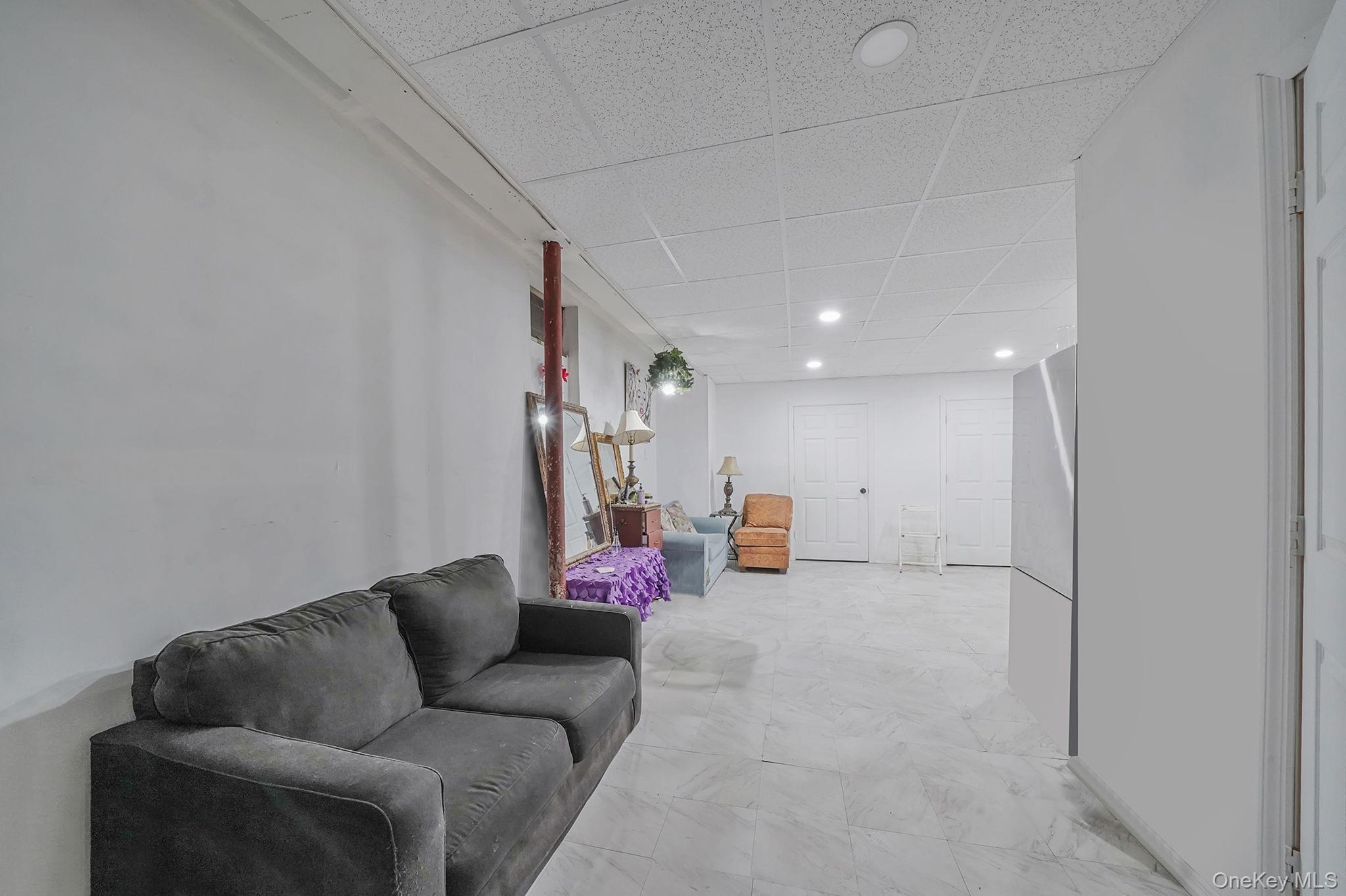 2 Buchanan Avenue, Coram, NY 11727