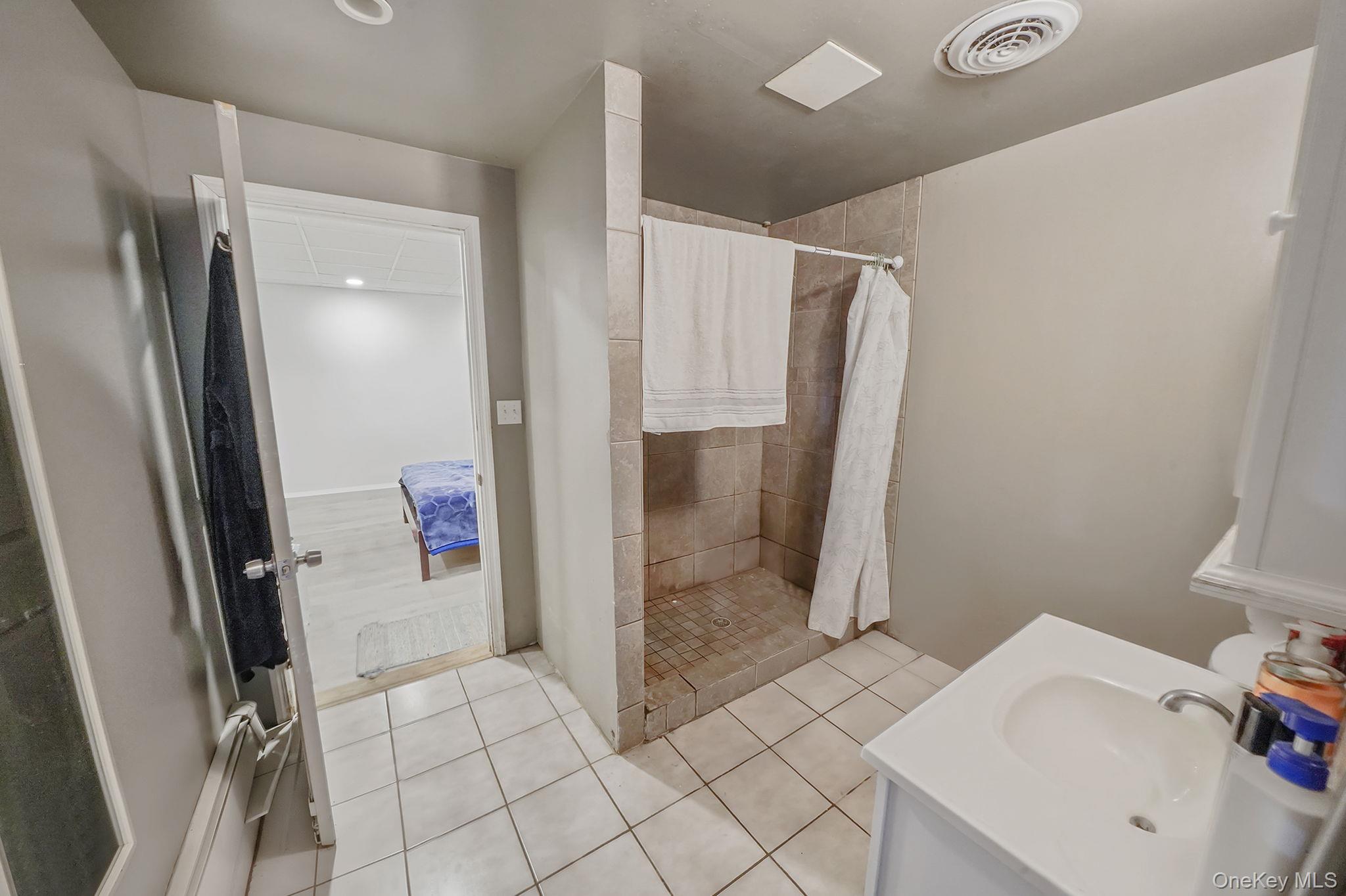 2 Buchanan Avenue, Coram, NY 11727