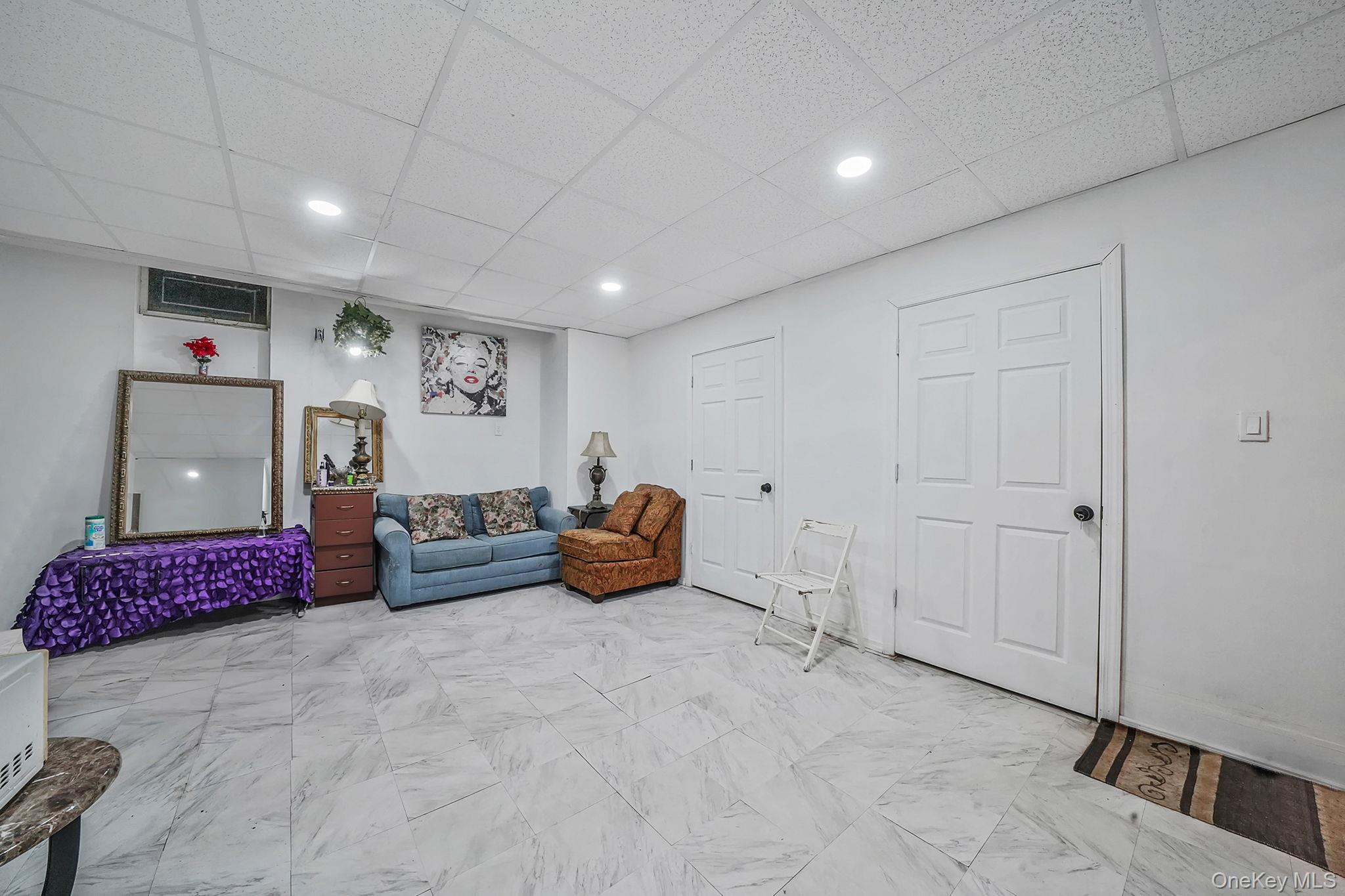 2 Buchanan Avenue, Coram, NY 11727