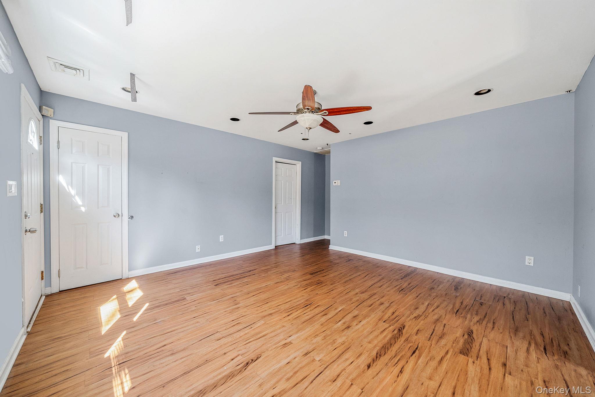 2 Buchanan Avenue, Coram, NY 11727