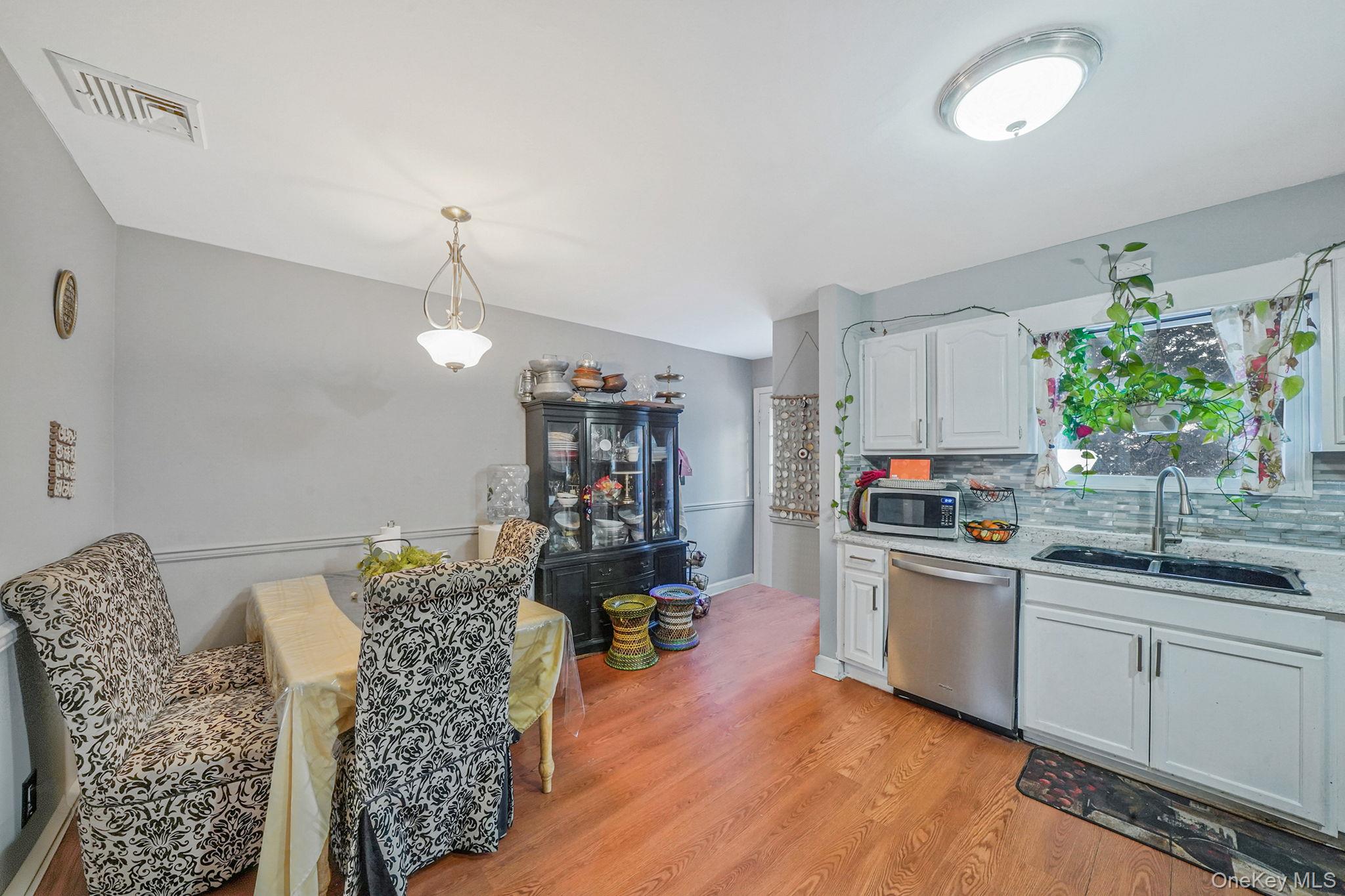 2 Buchanan Avenue, Coram, NY 11727