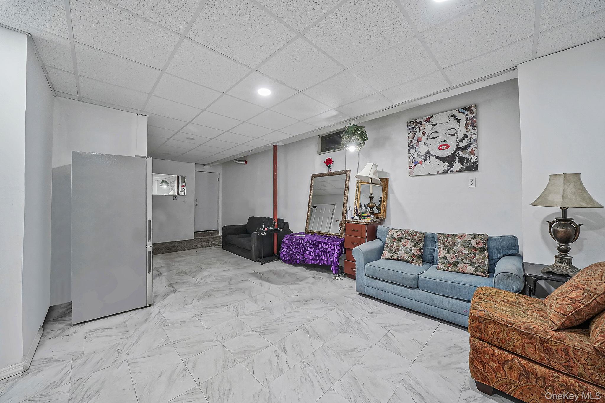 2 Buchanan Avenue, Coram, NY 11727