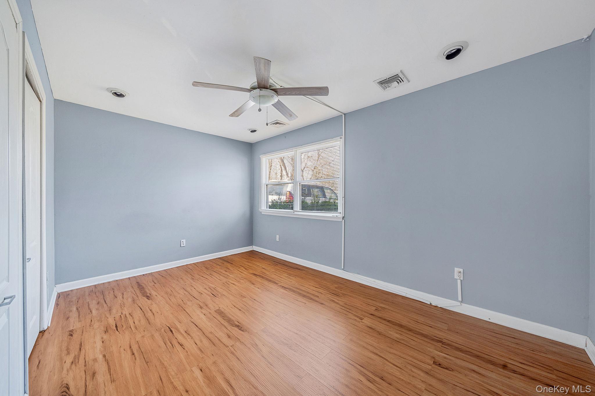 2 Buchanan Avenue, Coram, NY 11727