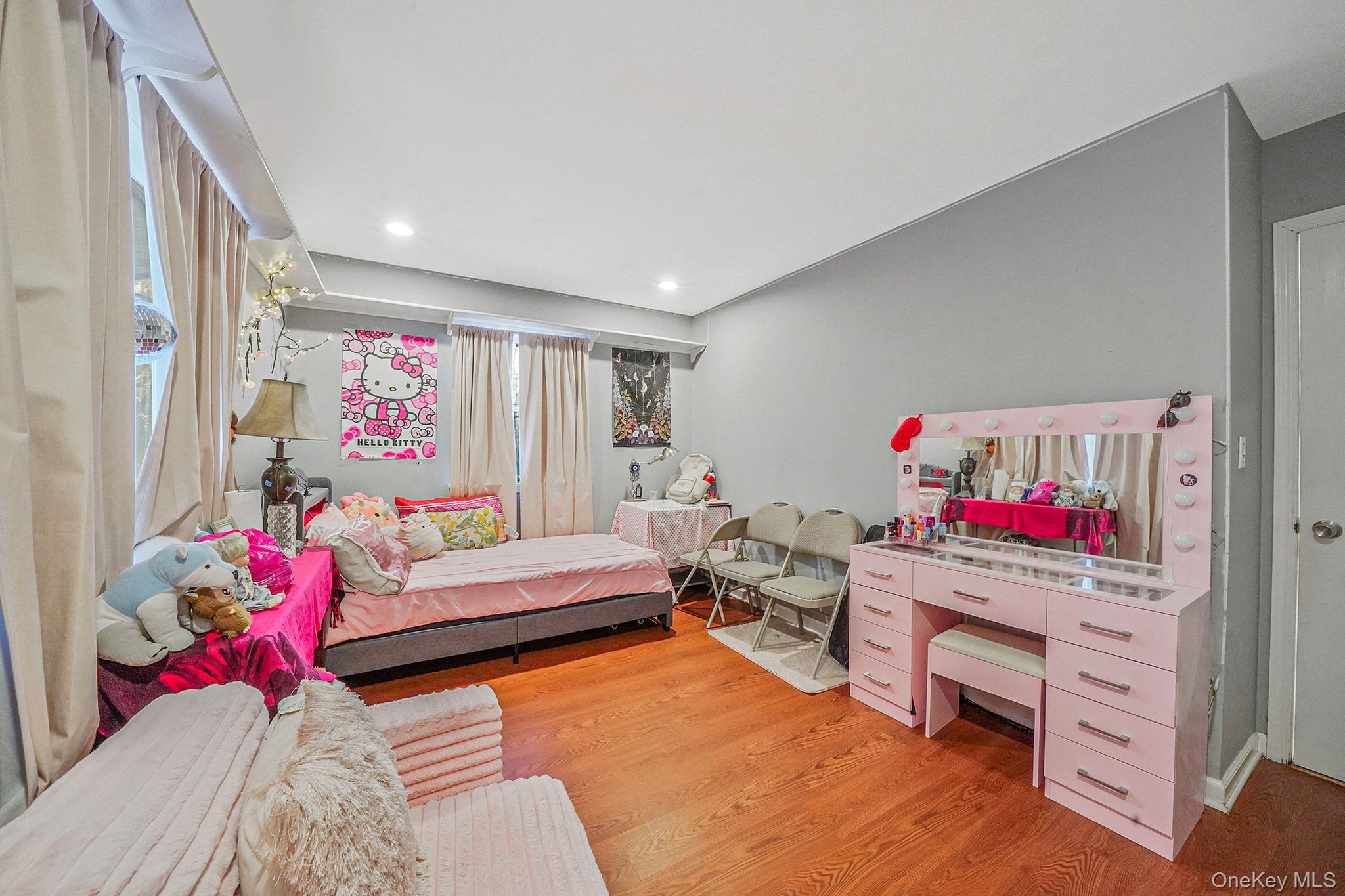 2 Buchanan Avenue, Coram, NY 11727