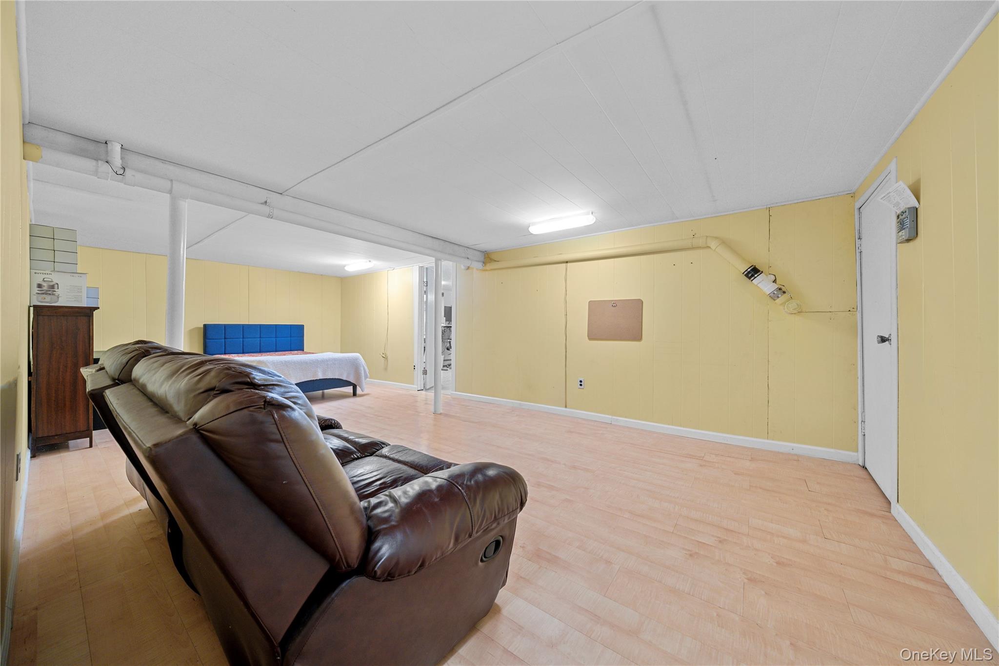 7 Fox Road, East Setauket, NY 11733