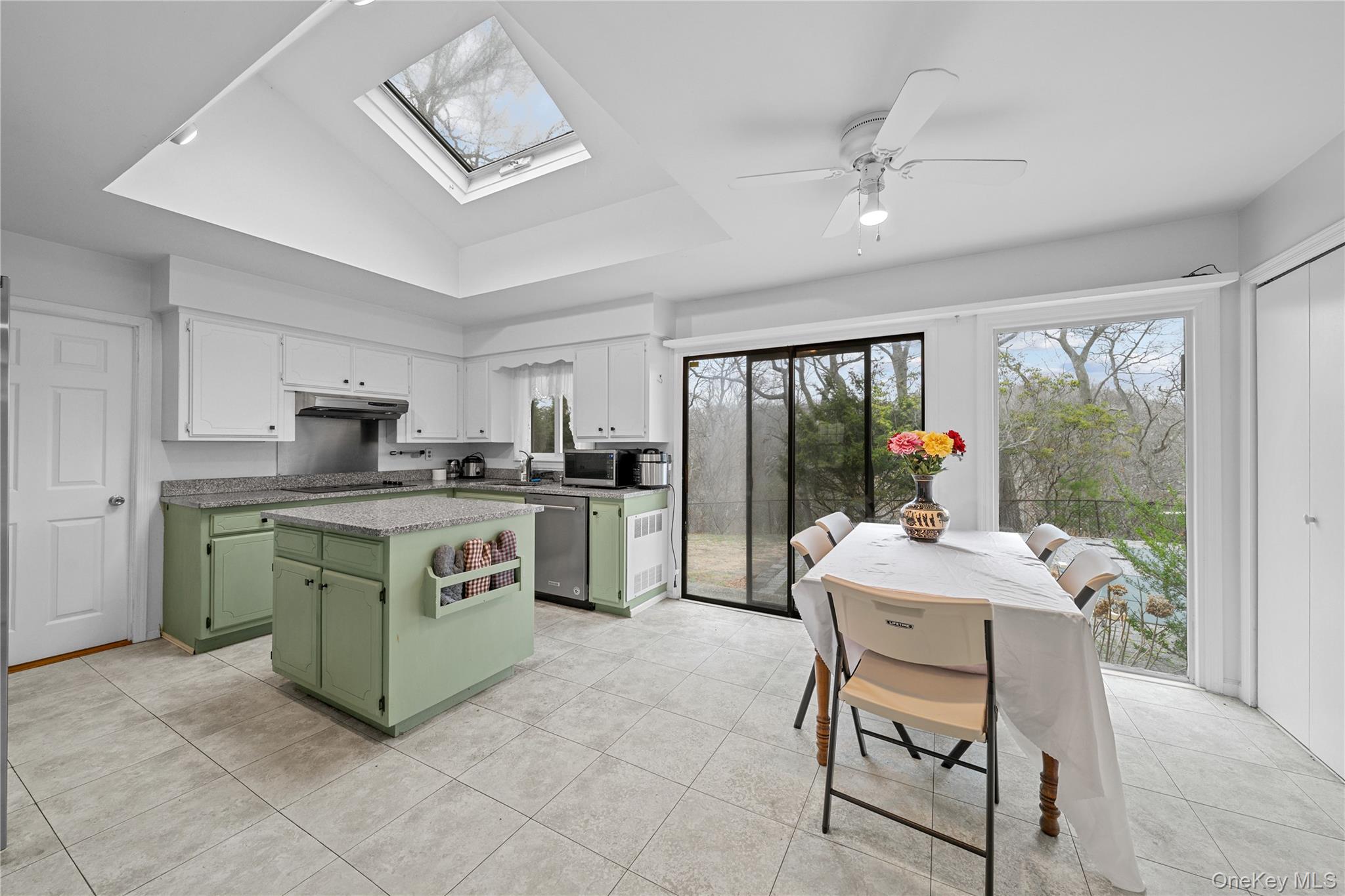 7 Fox Road, East Setauket, NY 11733