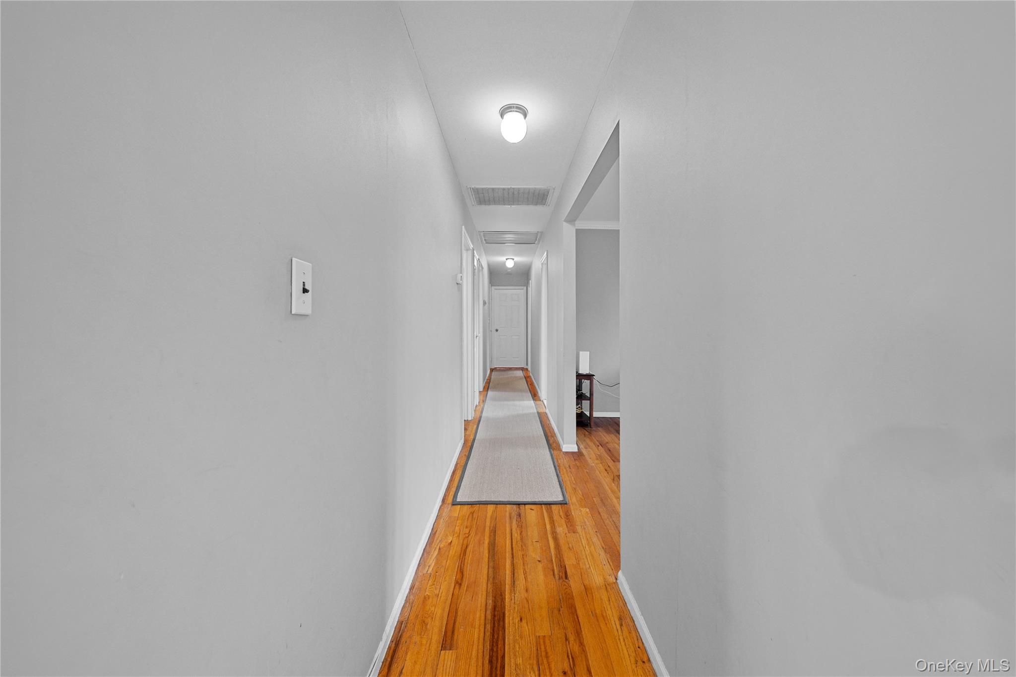 7 Fox Road, East Setauket, NY 11733