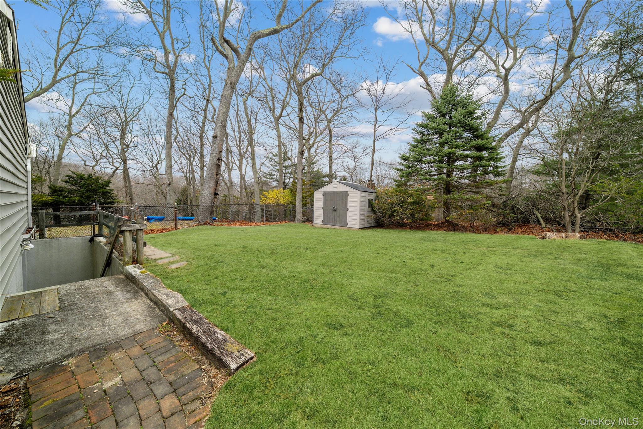 7 Fox Road, East Setauket, NY 11733