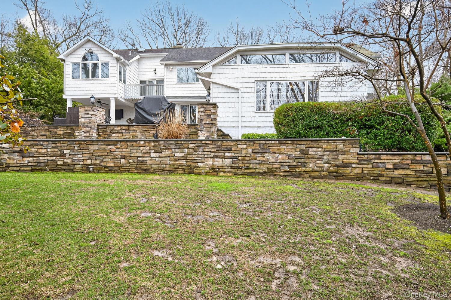 23 Beaverhill Lane, Huntington, NY 11743