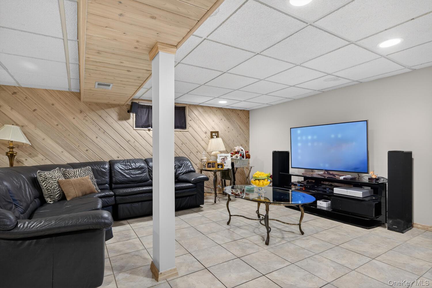 23 Beaverhill Lane, Huntington, NY 11743