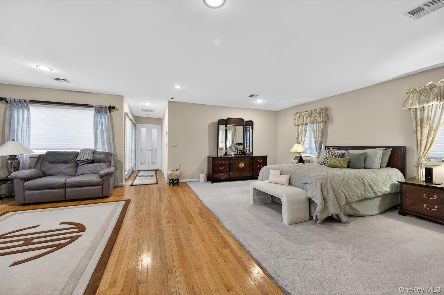 23 Beaverhill Lane, Huntington, NY 11743