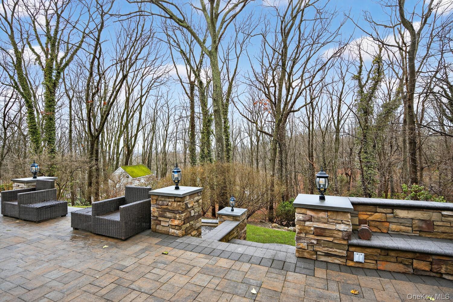 23 Beaverhill Lane, Huntington, NY 11743