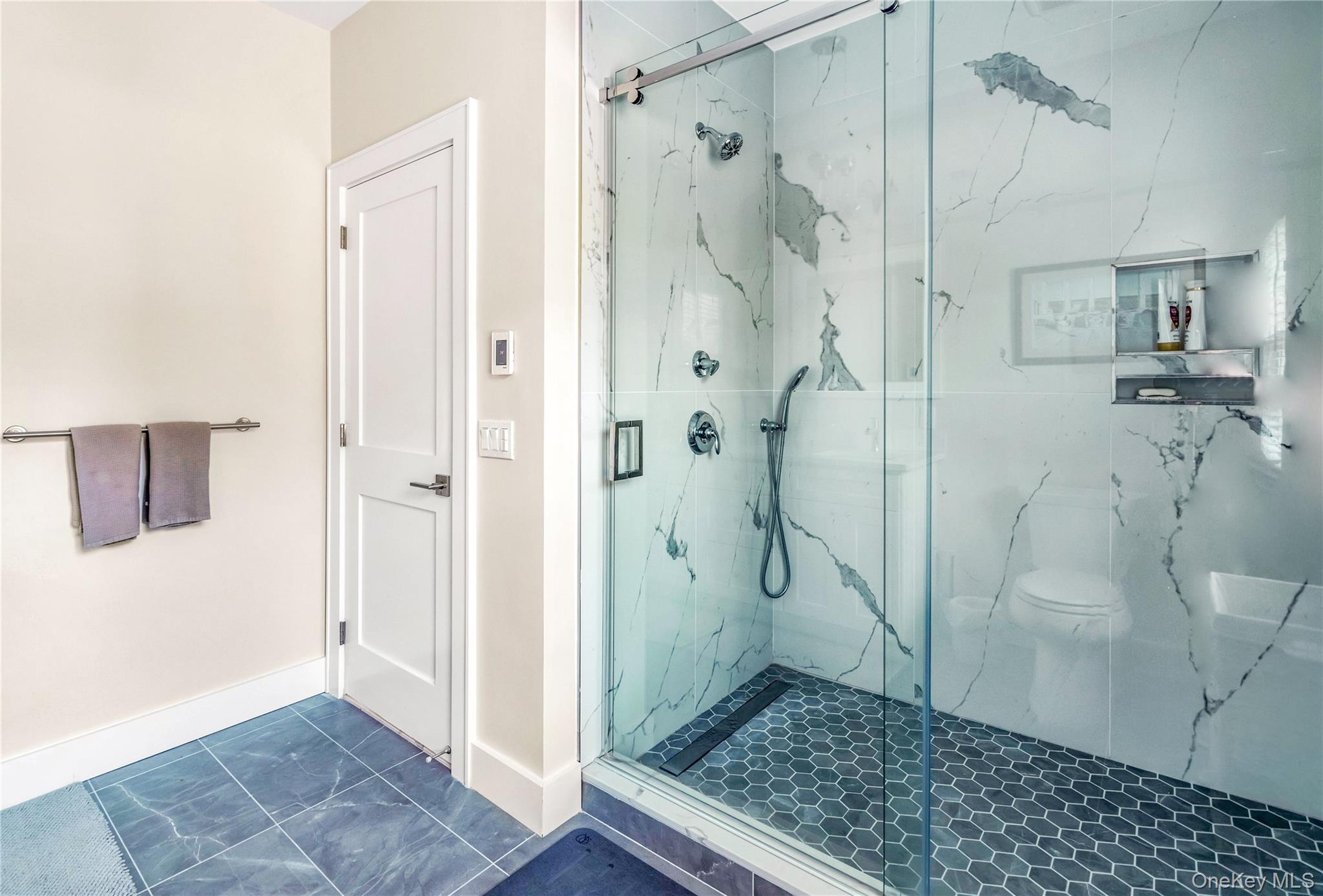 2375 Sound Drive, Greenport, NY 11944