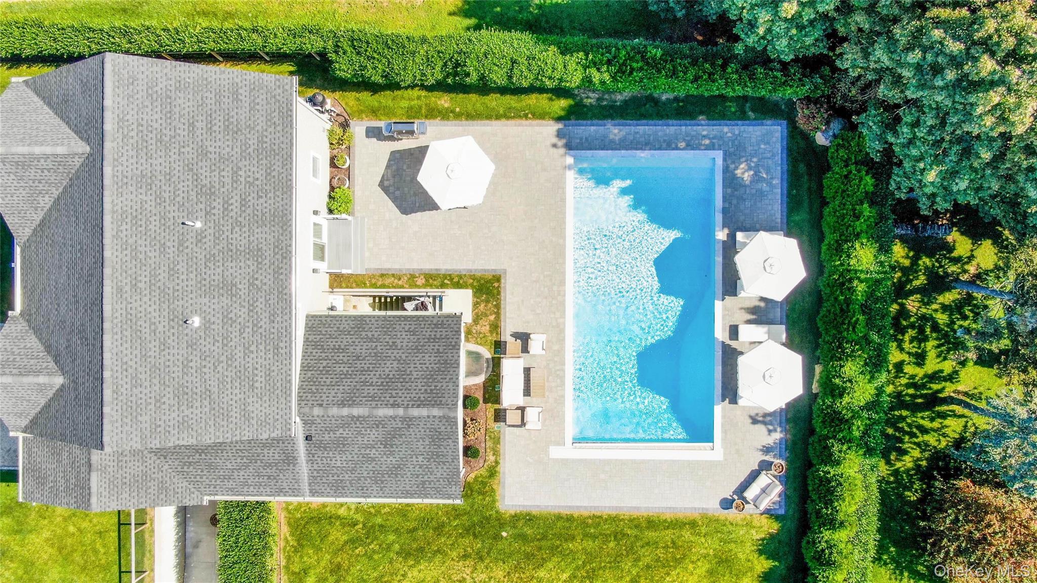 2375 Sound Drive, Greenport, NY 11944