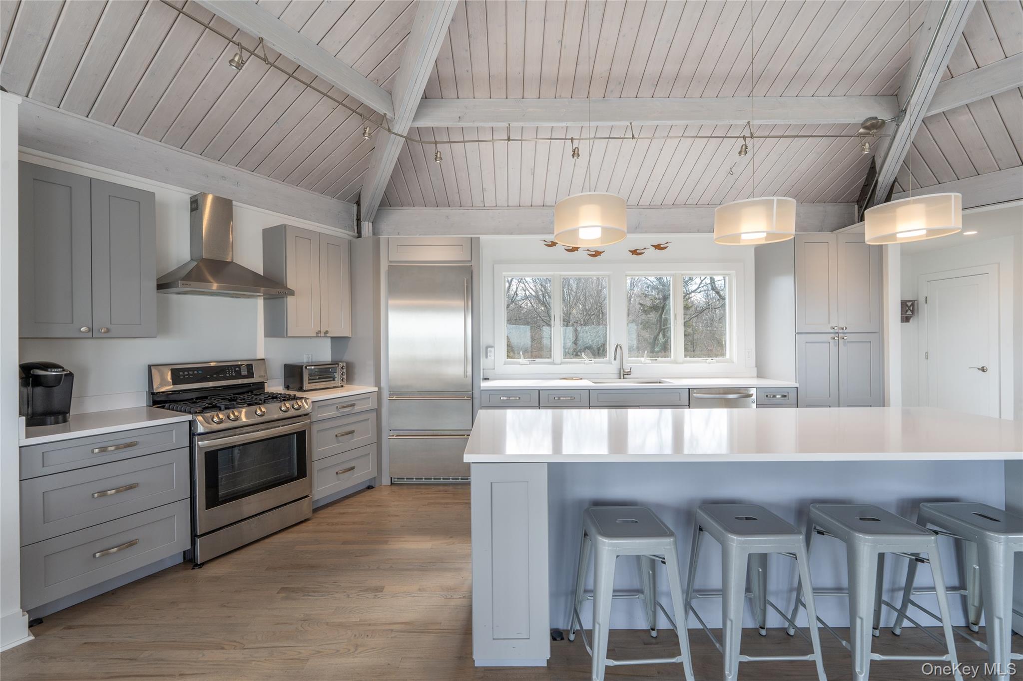 56765 Route 48, Greenport, NY 11944