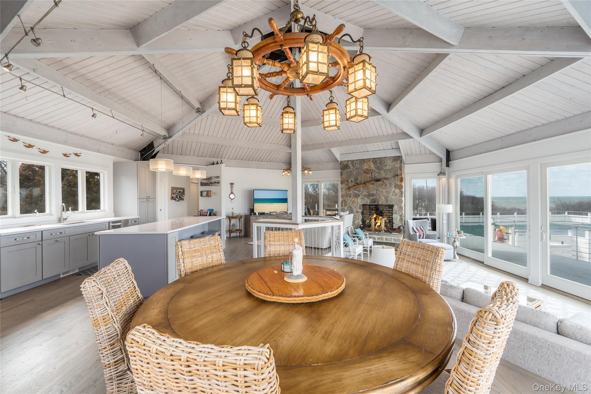 56765 Route 48, Greenport, NY 11944